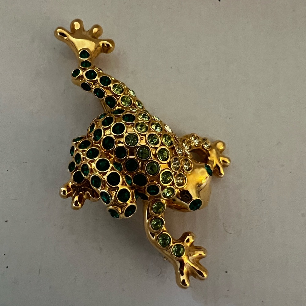 Vintage Monet Frog Brooch